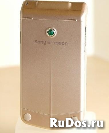 Новый Sony Ericsson Z555i Dusted Rose (оригинал) изображение 6
