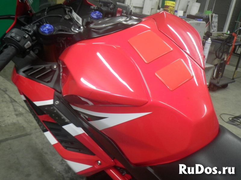 Мотоцикл спортбайк Honda CBR250RR рама MC51 изображение 10