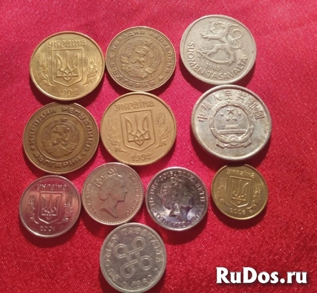 Монеты из разных стран изображение 10