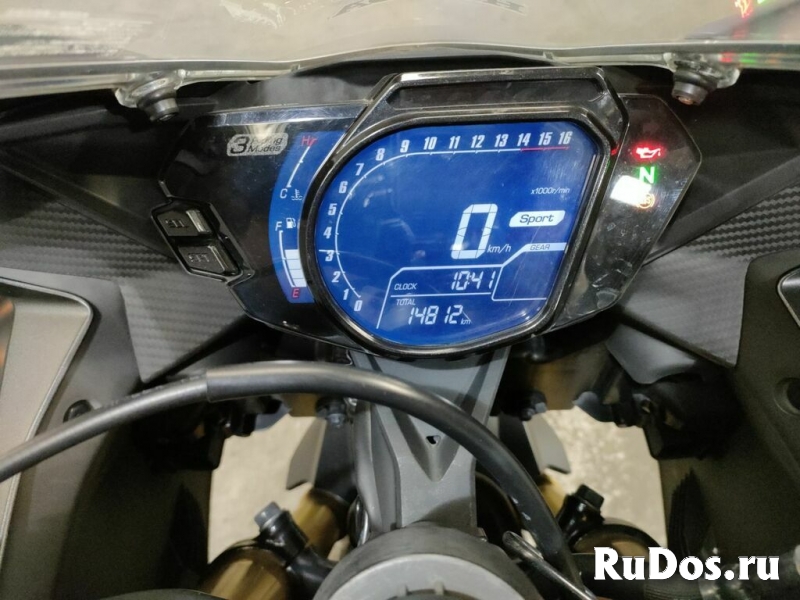 Мотоцикл спортбайк Honda CBR250RR рама MC51 изображение 5