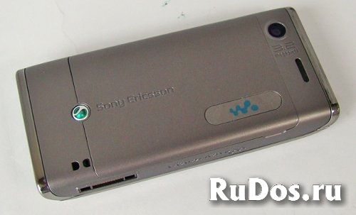Мобильный телефон Sony Ericsson W595i изображение 3