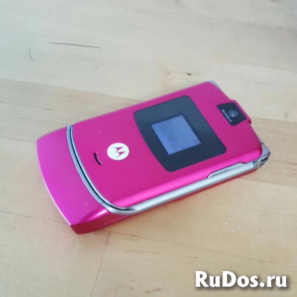Motorola RAZR V3 Pink (оригинал, комплект) изображение 5