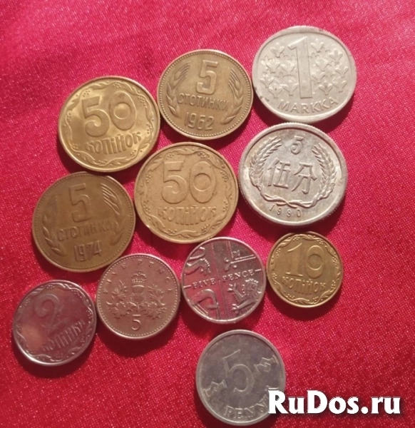 Монеты из разных стран изображение 9