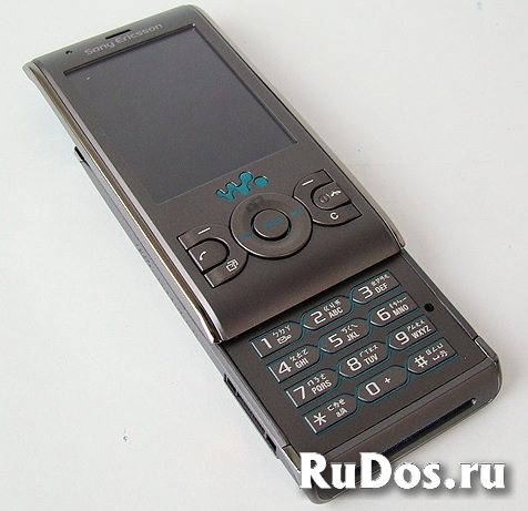 Мобильный телефон Sony Ericsson W595i изображение 6