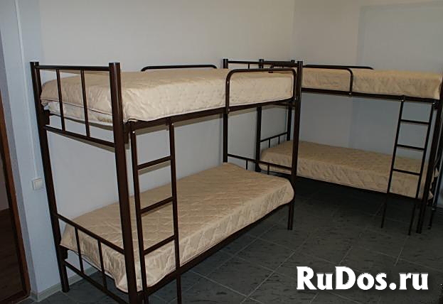 Кровати на металлокаркасе, двухъярусные, односпальные для хостело изображение 3
