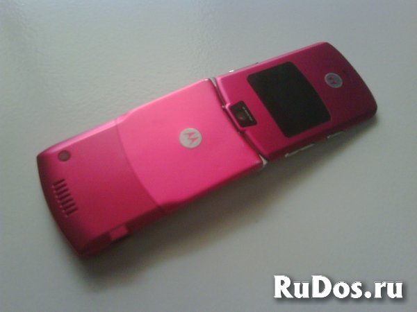 Motorola RAZR V3 Pink (оригинал, комплект) изображение 3