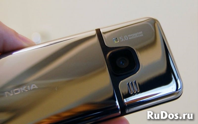 Новый Nokia 6700c Classic Silver (Ростест,Венгрия) фотка