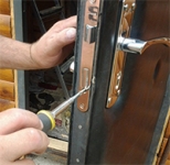 Ремонт стальных дверей в Красногорске истре звенигороде картинка из объявления